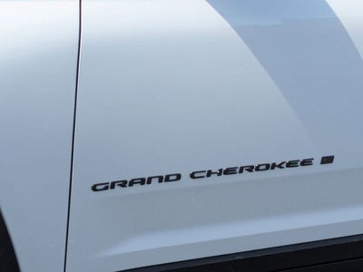 2026 Jeep Grand Cherokee GRAND CHEROKEE L LAREDO ALTITUDE 4X4