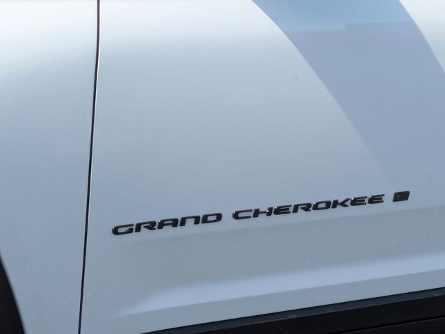 2026 Jeep Grand Cherokee GRAND CHEROKEE L LAREDO ALTITUDE 4X4