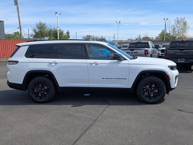2026 Jeep Grand Cherokee GRAND CHEROKEE L LAREDO ALTITUDE 4X4