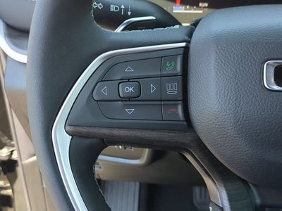 2026 Jeep Grand Cherokee GRAND CHEROKEE L LAREDO ALTITUDE 4X4