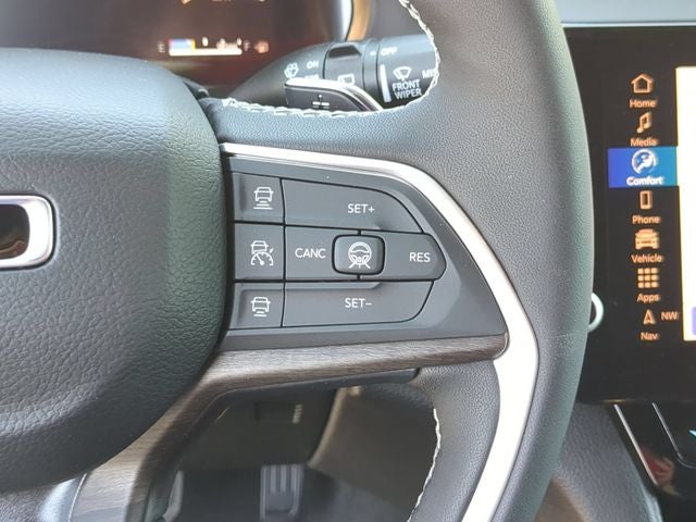 2026 Jeep Grand Cherokee GRAND CHEROKEE L LAREDO ALTITUDE 4X4