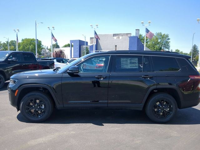 2026 Jeep Grand Cherokee GRAND CHEROKEE L LAREDO ALTITUDE 4X4