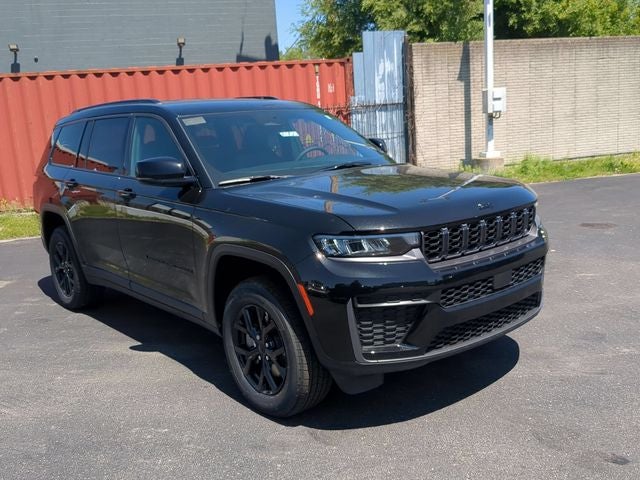 2026 Jeep Grand Cherokee GRAND CHEROKEE L LAREDO ALTITUDE 4X4