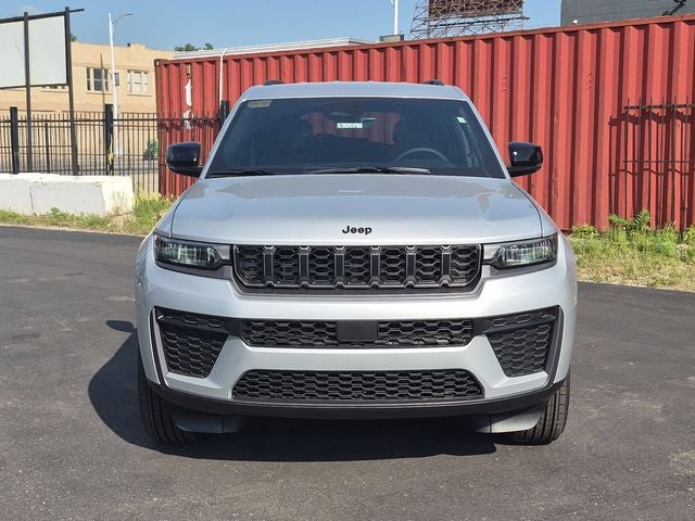 2026 Jeep Grand Cherokee GRAND CHEROKEE L LAREDO ALTITUDE 4X4