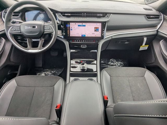 2026 Jeep Grand Cherokee GRAND CHEROKEE L LAREDO ALTITUDE 4X4