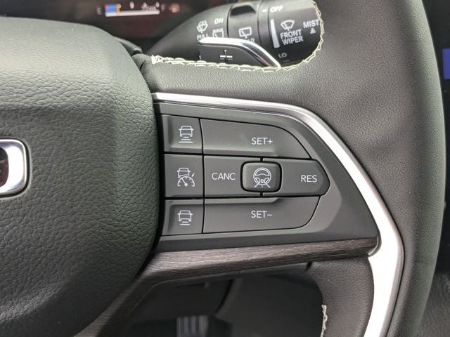2026 Jeep Grand Cherokee GRAND CHEROKEE L LAREDO ALTITUDE 4X4