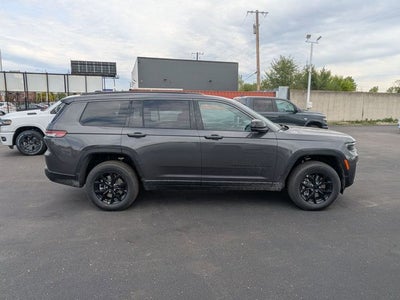 2026 Jeep Grand Cherokee GRAND CHEROKEE L LAREDO ALTITUDE 4X4