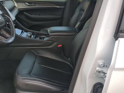 2025 Jeep Grand Cherokee L Limited 4x4