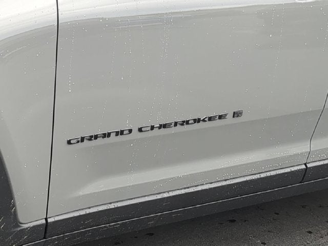 2027 Jeep Grand Cherokee GRAND CHEROKEE L LIMITED 4X4