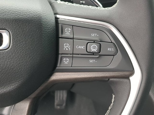 2027 Jeep Grand Cherokee GRAND CHEROKEE L LIMITED 4X4