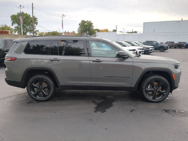 2027 Jeep Grand Cherokee GRAND CHEROKEE L LIMITED 4X4