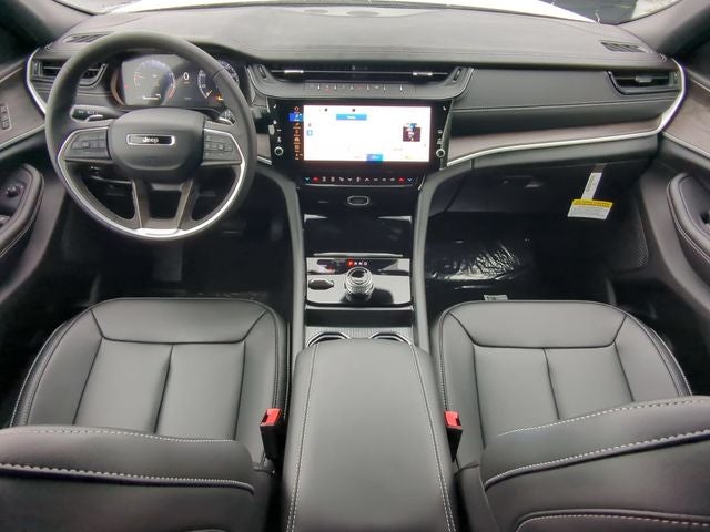 2027 Jeep Grand Cherokee GRAND CHEROKEE L LIMITED 4X4