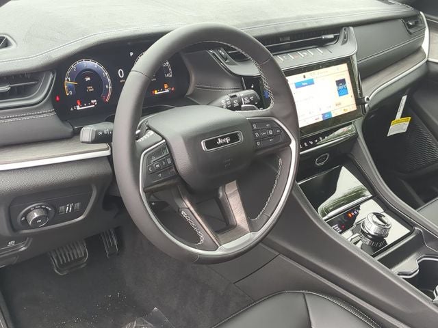 2027 Jeep Grand Cherokee GRAND CHEROKEE L LIMITED 4X4
