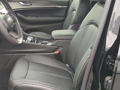 2027 Jeep Grand Cherokee GRAND CHEROKEE L LIMITED RESERVE 4X4