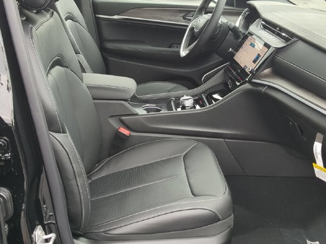 2027 Jeep Grand Cherokee GRAND CHEROKEE L LIMITED RESERVE 4X4