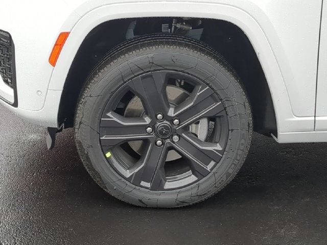 2027 Jeep Grand Cherokee GRAND CHEROKEE L LIMITED RESERVE 4X4