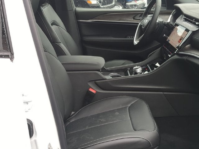 2027 Jeep Grand Cherokee GRAND CHEROKEE L LIMITED RESERVE 4X4