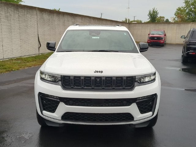 2027 Jeep Grand Cherokee GRAND CHEROKEE L LIMITED RESERVE 4X4