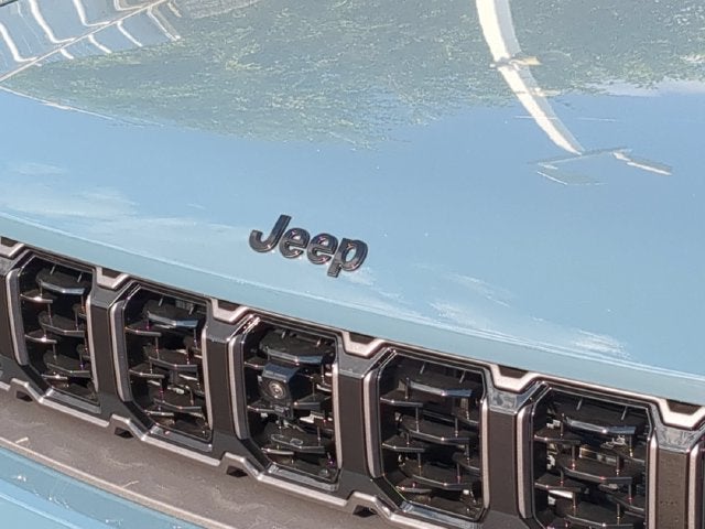 2027 Jeep Grand Cherokee GRAND CHEROKEE L LIMITED RESERVE 4X4