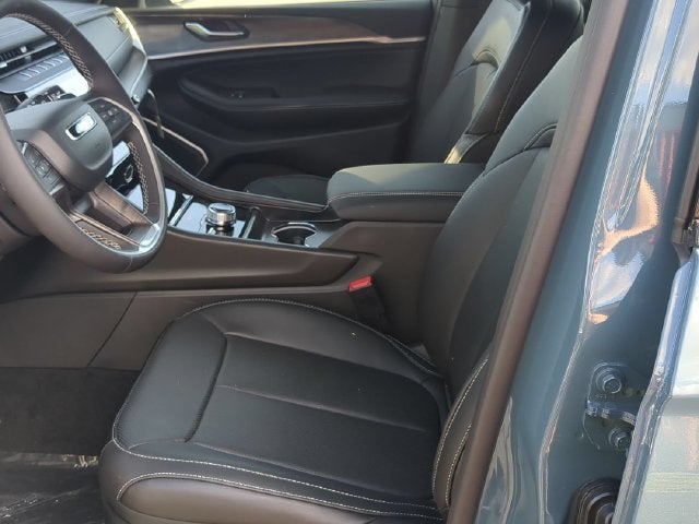 2027 Jeep Grand Cherokee GRAND CHEROKEE L LIMITED RESERVE 4X4