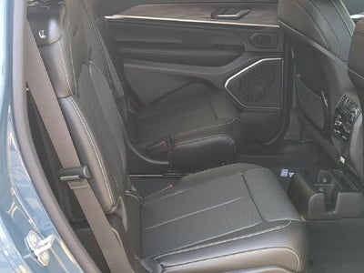 2027 Jeep Grand Cherokee GRAND CHEROKEE L LIMITED RESERVE 4X4