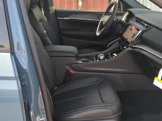 2027 Jeep Grand Cherokee GRAND CHEROKEE L LIMITED RESERVE 4X4