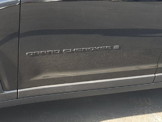 2027 Jeep Grand Cherokee GRAND CHEROKEE L LIMITED 4X4