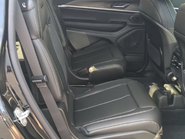 2027 Jeep Grand Cherokee GRAND CHEROKEE L LIMITED 4X4