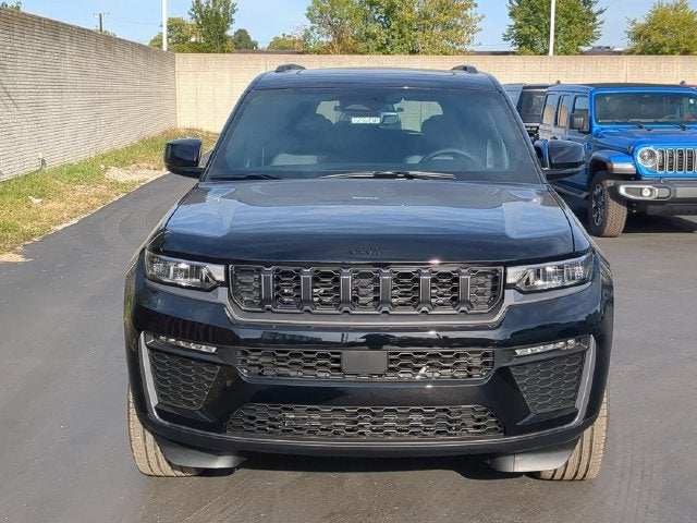 2027 Jeep Grand Cherokee GRAND CHEROKEE L LIMITED 4X4