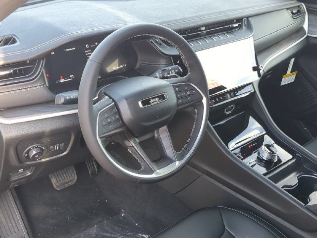 2027 Jeep Grand Cherokee GRAND CHEROKEE L LIMITED 4X4