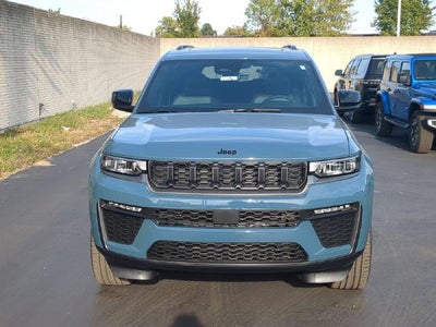2027 Jeep Grand Cherokee GRAND CHEROKEE L LIMITED 4X4