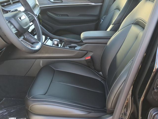 2027 Jeep Grand Cherokee GRAND CHEROKEE L LIMITED 4X4