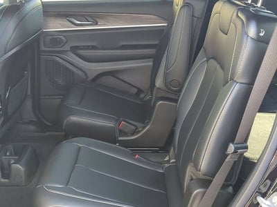2027 Jeep Grand Cherokee GRAND CHEROKEE L LIMITED 4X4