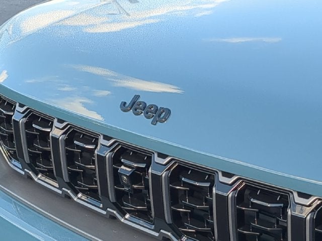 2027 Jeep Grand Cherokee GRAND CHEROKEE L LIMITED RESERVE 4X4