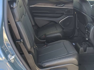 2027 Jeep Grand Cherokee GRAND CHEROKEE L LIMITED RESERVE 4X4