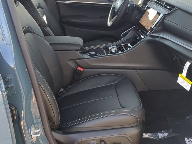 2027 Jeep Grand Cherokee GRAND CHEROKEE L LIMITED RESERVE 4X4