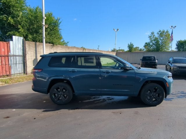 2027 Jeep Grand Cherokee GRAND CHEROKEE L LIMITED RESERVE 4X4