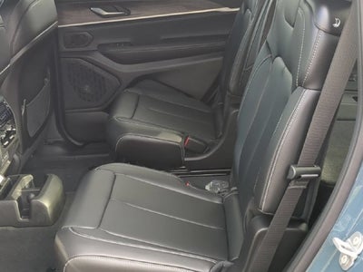 2027 Jeep Grand Cherokee GRAND CHEROKEE L LIMITED 4X4