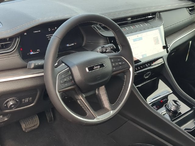 2027 Jeep Grand Cherokee GRAND CHEROKEE L LIMITED 4X4