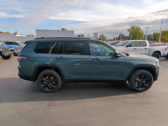 2027 Jeep Grand Cherokee GRAND CHEROKEE L LIMITED 4X4