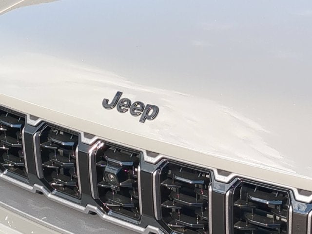 2027 Jeep Grand Cherokee GRAND CHEROKEE L LIMITED RESERVE 4X4