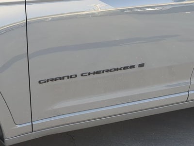 2027 Jeep Grand Cherokee GRAND CHEROKEE L LIMITED RESERVE 4X4