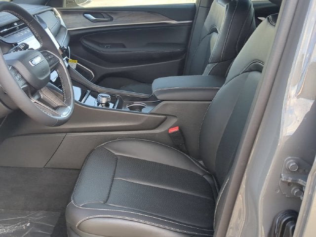 2027 Jeep Grand Cherokee GRAND CHEROKEE L LIMITED RESERVE 4X4