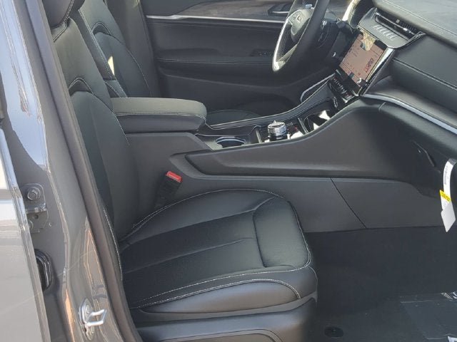 2027 Jeep Grand Cherokee GRAND CHEROKEE L LIMITED RESERVE 4X4