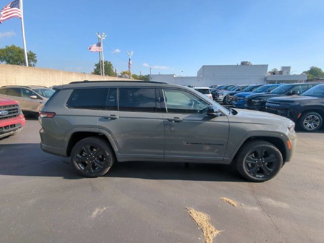 2027 Jeep Grand Cherokee GRAND CHEROKEE L LIMITED RESERVE 4X4