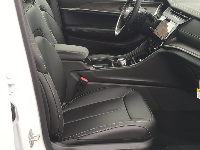 2027 Jeep Grand Cherokee GRAND CHEROKEE L LIMITED 4X4