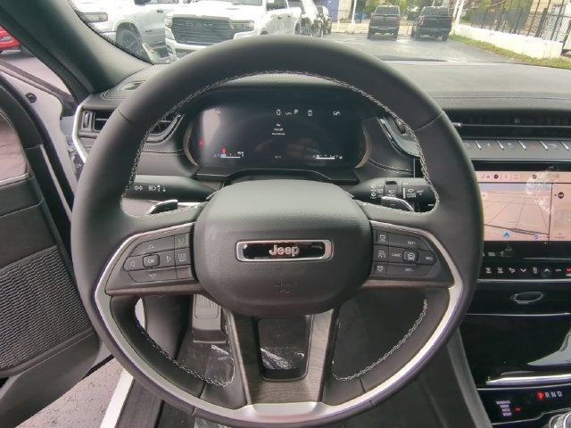2027 Jeep Grand Cherokee GRAND CHEROKEE L LIMITED 4X4