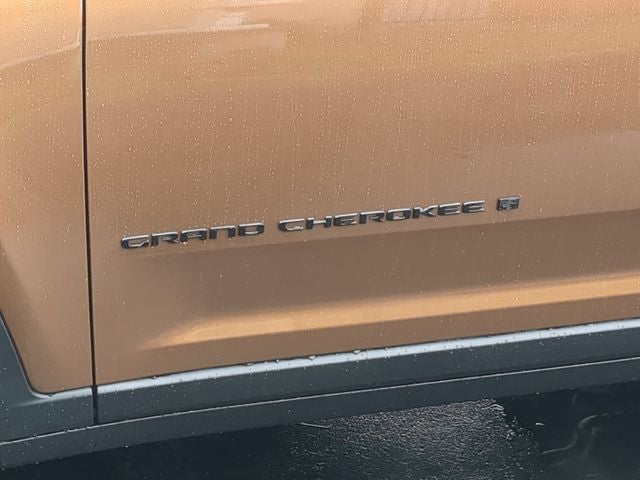 2027 Jeep Grand Cherokee GRAND CHEROKEE L LIMITED 4X4