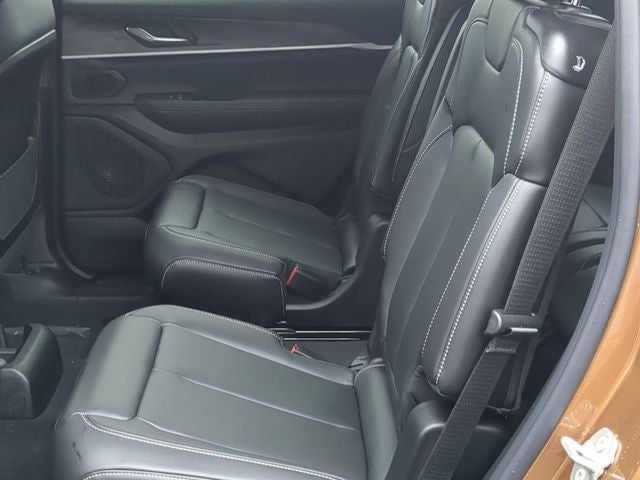2027 Jeep Grand Cherokee GRAND CHEROKEE L LIMITED 4X4