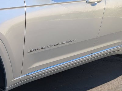 2022 Jeep Grand Cherokee L Summit 4x4